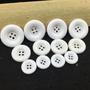 wholesale hot sale 16 18L 24L 28L 32L 44L 2holes/4holes resin polyester shirt