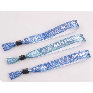 Quality 15-20 CM Length Cute Custom Wrist Band With Polyester Mareial for sale