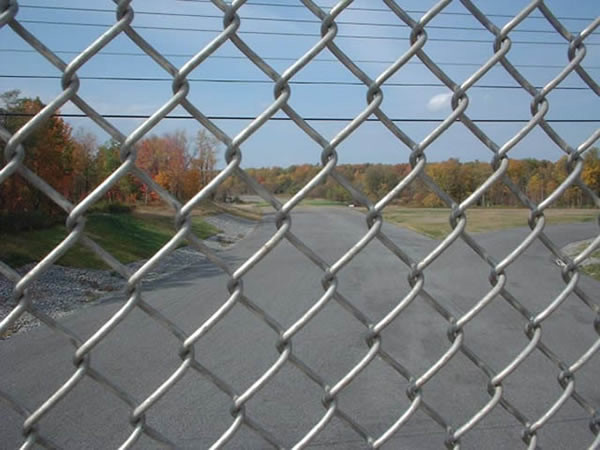 Buy Vinyl Coated Chain Link Fence , Garden Fence Panels With 0.5--5.0m Width at wholesale prices