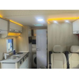 Mobile Touring Truck RV Caravan Van With 190 Hp Engine Max Payload 7042 Kg