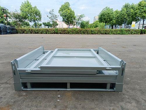 Q235 Pallet Cage With Steel Sheet Enclosure Load Capacity 2.0 Tons