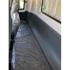 Howo 6 Light Duty Commercial Trucks With Closed Box 3 Ton