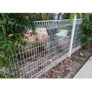 Triangle Bend H830mm Welded Wire Garden Fence
