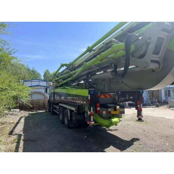 23 Years Zoomlion Concrete Pump Truck 62 Meters Using Mercedes-Benz Chassis