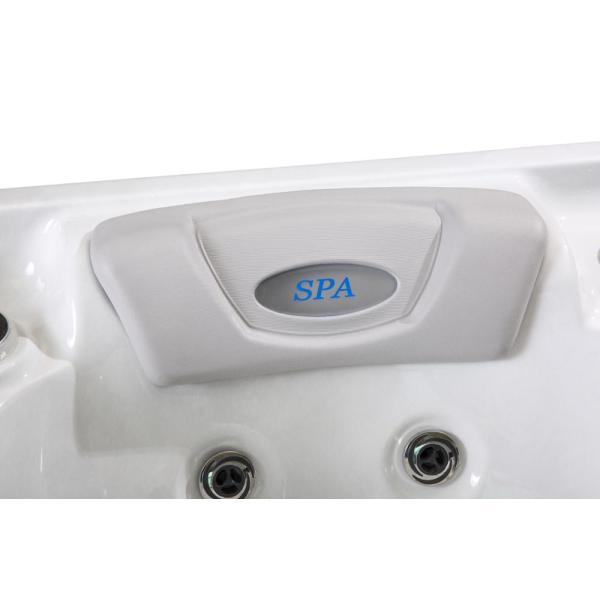 Square Shape Freestanding Spa Tub , 1600 L Water Volume Saltwater Hot Tub