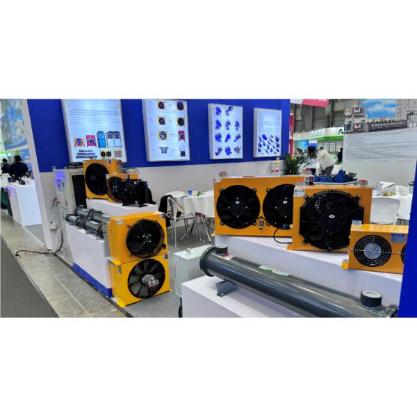 Wholesale Vehicle Parts Engine Cooling Aluminum Radiator for Tractor UMZ 45-1301006