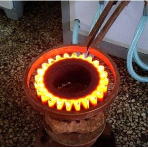 Sprocket Gear Wheel Induction Heat Treatment Machine Annealing Quenching