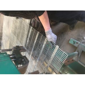 Anti Climb Galvanized Steel Wire Prison Mesh 358 Security Fence