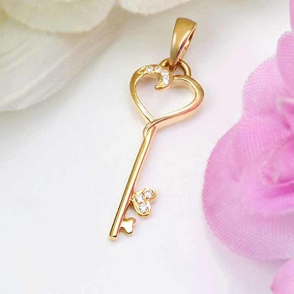 18K Rose Gold White Gold Yellow Gold Key Pendant with Diamonds (GDN014)