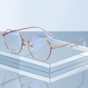 Polygonal Myopic Titanium Frame Glasses IP Plating For Men