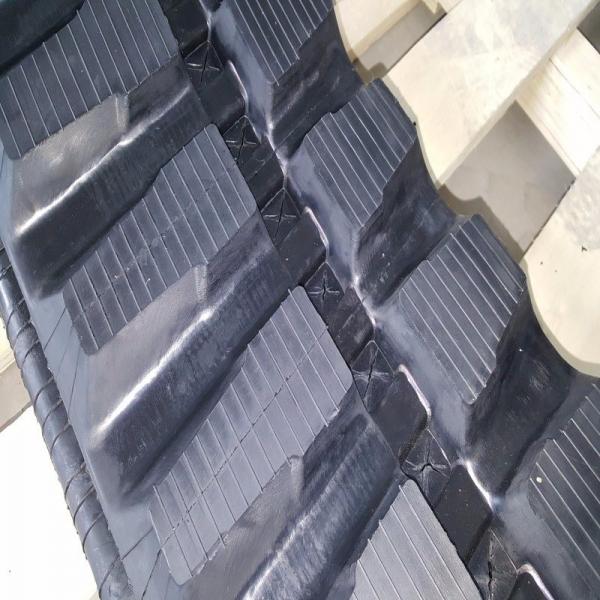 Buy Black Undercarriage Rubber Tracks 300*55.5k*82 / Lightweight Rubber Tracks High Speed at wholesale prices