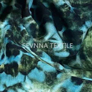 China Stretchable Activewear Knit Fabric Ink Jet Digital Printing Jogging Outfits on sale