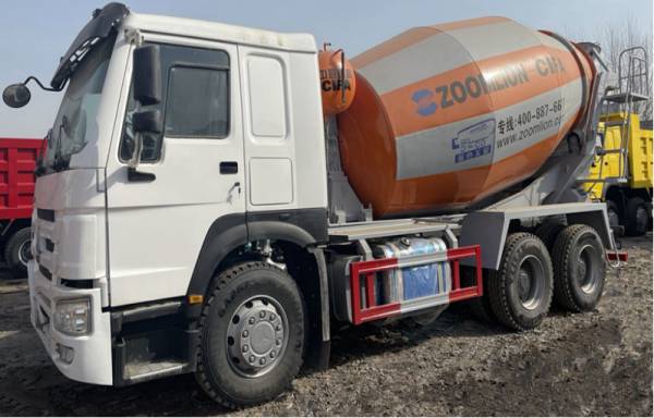 White 2016 HW76 Used Howo Mixer Truck 6*4 Second Hand Cement Mixing Lorry