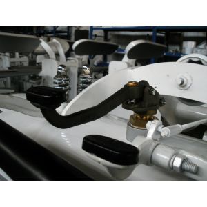 Quality Fabric Steam Shirt Collar Press Laundry Equipment DN 15 Steam Inlet Outlet for sale