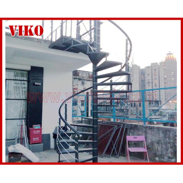 Spiral StaircaseVH29S Spiral Stainless Steel Stair Tread Beech Curved Glass