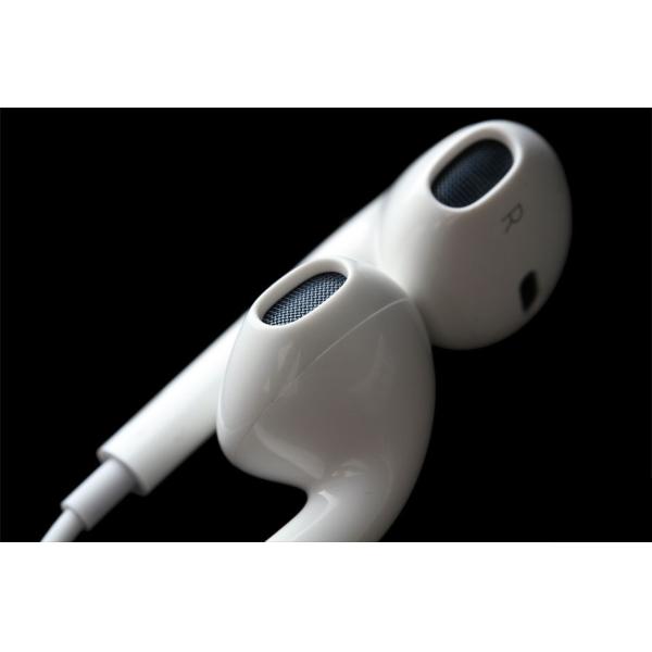 Buy colorful iPhone 5 earphone with mic at wholesale prices