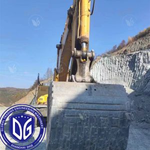 High-efficiency operation USED PC700 excavator with Advanced hydraulic systems