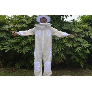 China Three-Layer Ventilated Round Veil Ventilated Beekeeping Suit Bee Suit on sale