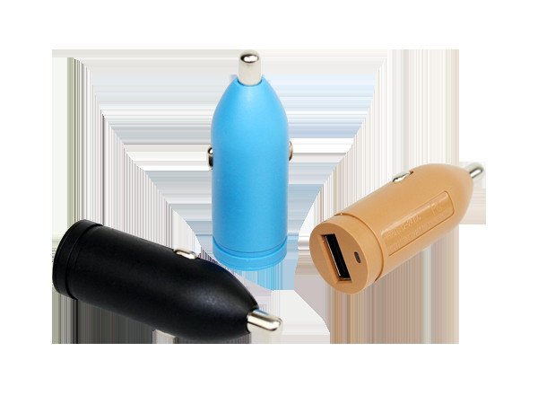 Dual USB AC Adapter , Car Charger for iPhone / iPod / iPad with LED indicator