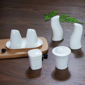 White Tableware Accessories Irregularity Salt And Pepper Shaker