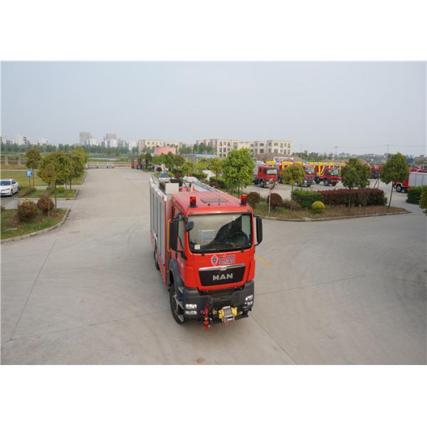 Buy Multifunctional Road and Rail Convertible Fire Fighting Truck 4x2 Drive at wholesale prices