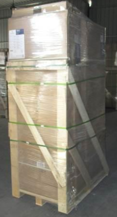 CE Approved Quadrant Shower Cubicles Normal Temperature With Grey Tempered Shelf