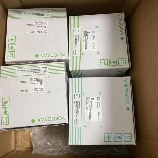 UT35A Temperature Digital Controller UT35A-001-11-00 UT35A-001-10-00 UT35A-000-10-00 Original New