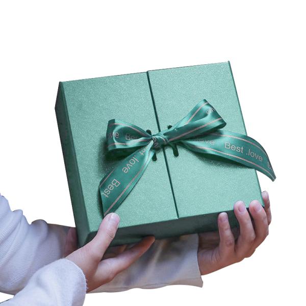 Environmental Paper Boxes with Magnetic Closure and Ribbon Custom Logo Gift Packaging