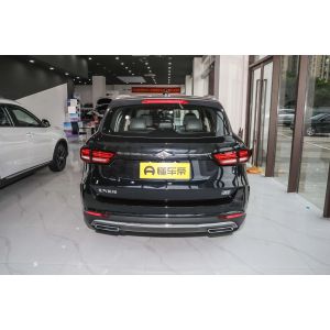 2815mm Wheelbase Gasoline SUV With Eps Solid Plate Rear Brake Intelligent System