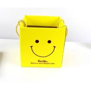 High quality, durable and fashion gift box for delivery