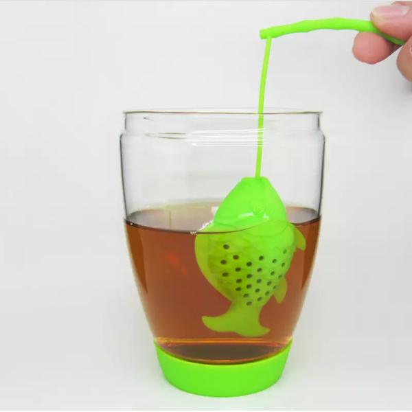 PORTABLE Eco Friendly Tea Infuser with Reusable Silicone Strainer and Multi Colour