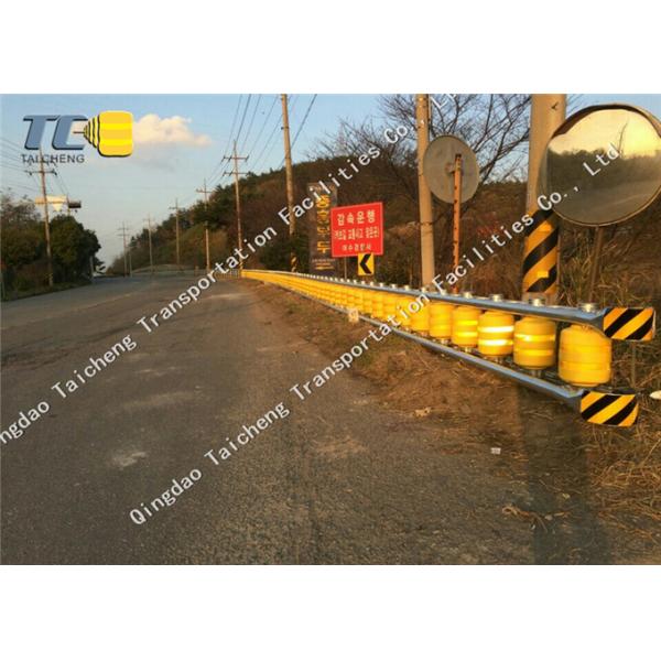 PU And PVC Rolling Guardrail Barrier ISO Standard 4