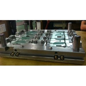 Customized 8 Cavity Traceless High Precision Injection Auto Mold Parts