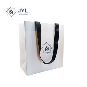 RoHs Embossing Recycled Paper Gift Bags With Handles Antibacterial Rectangle