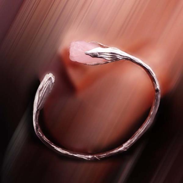 Handcraft Sterling Silver Cuff Bracelet with Sculpted Rose Quartz Gardenias (B6032401ROSE)