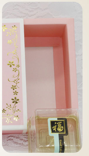 Pink Gold Stamping Disposable Paper Food Packaging For Cookie Gift