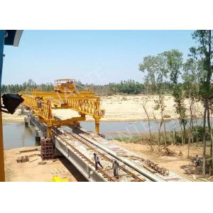 OEM Durable And Reliable Travelling Steel Beam Launcher For Bridge