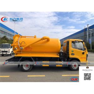 Dongfeng Duolicar 4x2 4000 Liters Vacuum Sewage Suction Truck