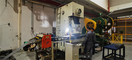 Brochure Metal Wire Display Stands Rack Supermarket Chocolate 5 Tiers Snacks