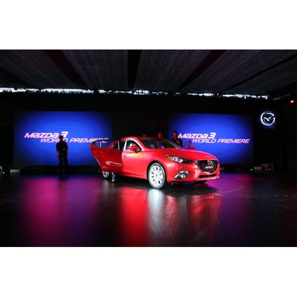 Good Grey Scale Indoor Rental LED Display Refresh 2880HZ Nationstar Stage Background