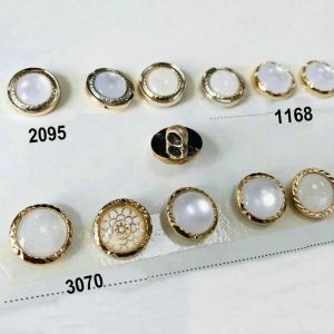 2021 new designs plastic sewing coat button pearl buttons wholesale