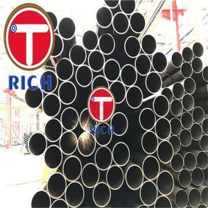 Boiler Structural Alloy Steel Pipe Oiled Surface With Hot / Cold Finished