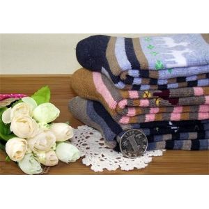 Christmas deer patterned design cosy cotton thick winter dress socks for women