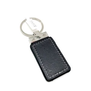 Classic Leather Keychain Holder With Customized Pattern Packaged In Polybag
