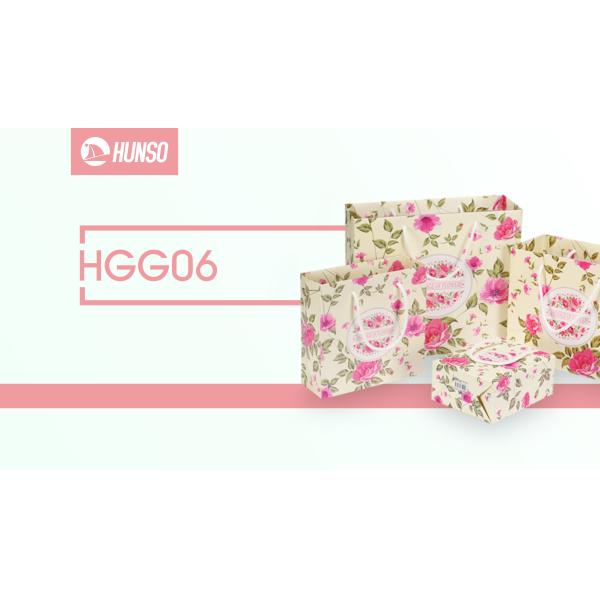 Buy Christmas Gift Wrap Bags Recyclable Customized Logo Screen Printing at wholesale prices