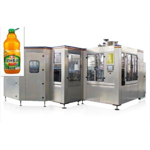 China 2.5L PET Bottle Filling Machine Adopts Rotating Pneumatic Cap Scrambler on sale