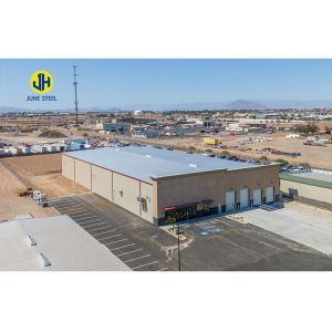 Made Prime Steel Construction Workshop with Sandwich Panel Roofing and Rolling