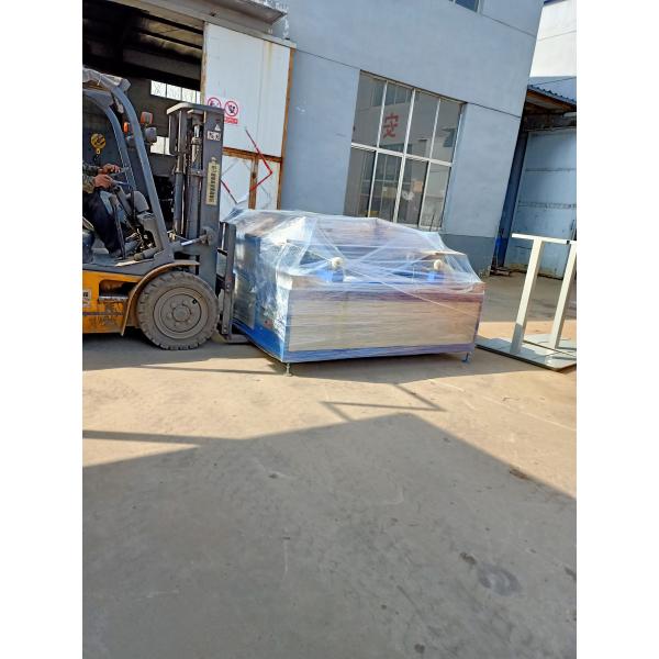 Insulating glass heating roller press glass machine