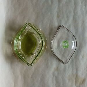 Iron base plate date palm bowl（5）