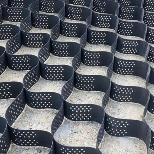 Buy Honeycomb Gravel Stabilizer Driveway Retaining Wall Geocell 330mm ASTM Standard at wholesale prices